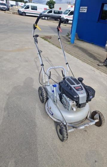 Grasmachine professioneel GRIN PM53A B&S beschikbaar voor biedingen