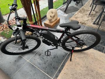 Electrische mountainbike nieuw in doos. beschikbaar voor biedingen