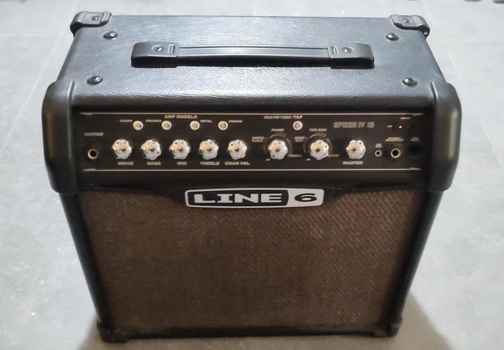 Line 6 Spider IV 15 Watt, Muziek en Instrumenten, Overige Muziek en Instrumenten, Zo goed als nieuw, Ophalen of Verzenden