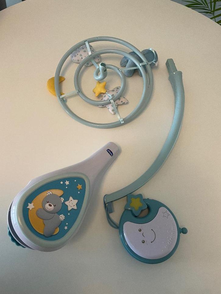 Chicco baby mobiel met muziek – blauw (voor park/bedje), Enfants & Bébés, Jouets | Jouets de bébé, Comme neuf, Mobile, Enlèvement