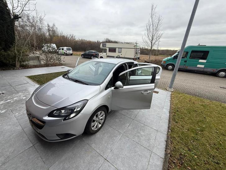 Opel Corsa 1.2 (2015), Autos, Opel, Particulier, Corsa, Essence, Euro 6, Hatchback, Boîte manuelle, Argent ou Gris, Carnet d'entretien