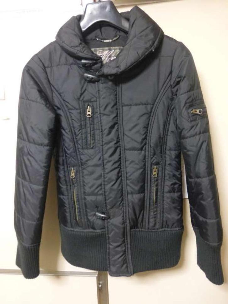 Damesjas - Merk Mango - Maat "S" - kap in kraag - zwart, Kleding | Dames, Jasjes, Kostuums en Pakken, Zo goed als nieuw, Jasje