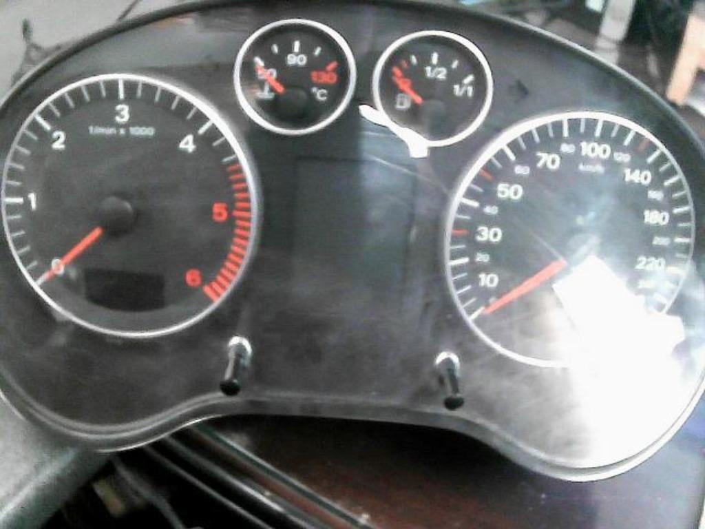 Bloc Compteurs Vitesse Audi A3 8P 8P0920900D 110080222012 (2, Auto-onderdelen, Overige Auto-onderdelen, Audi, Gebruikt, Ophalen of Verzenden