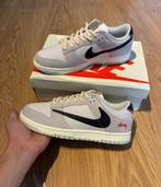Nike x srussu x travis scott dunk low, Kleding | Heren, Overige kleuren, Nike, Nieuw, Ophalen of Verzenden