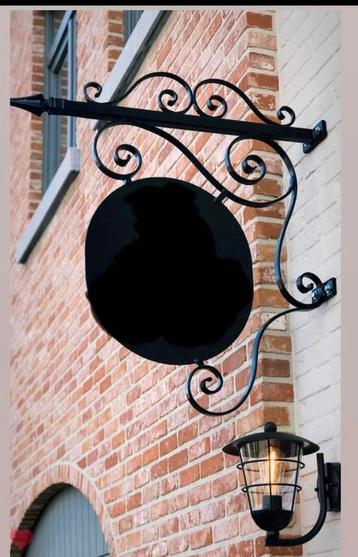 Reclame smeedijzer beschikbaar voor biedingen