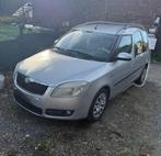 Skoda Roomster, Autos, Argent ou Gris, Achat, Boîte manuelle, Roomster