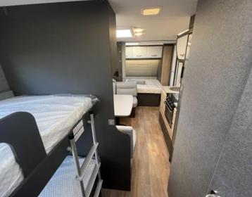 Dethleffs Beduin Scandinavia 540 QMK caravan 5p, Caravans en Kamperen, Caravans, Dwars-stapelbed, 7 tot 8 meter, Particulier, Dethleffs