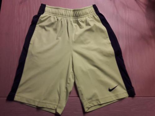 Trainingsbroek Nike S, Kleding | Heren, Sportkleding, Zo goed als nieuw, Algemeen, Overige maten, Geel, Ophalen of Verzenden