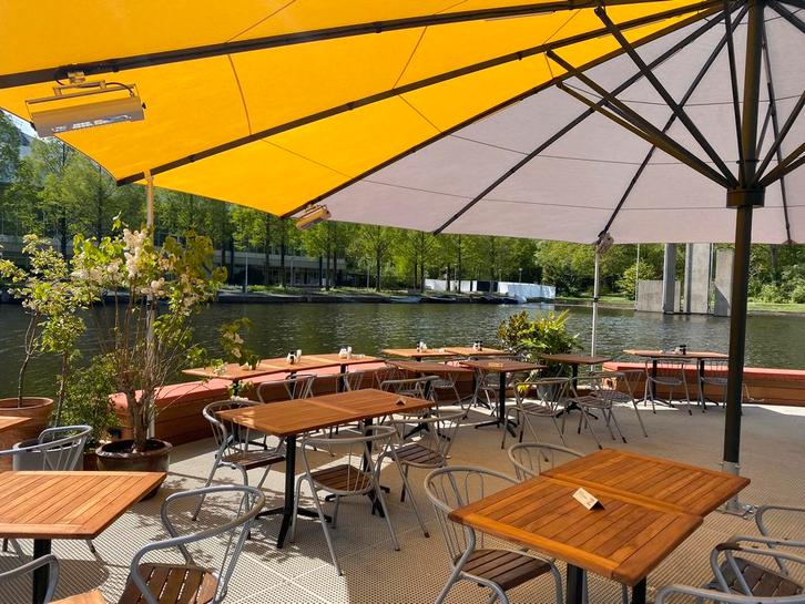 Jumbo parasol 8 MR, Tuin en Terras, Tuinmeubel-accessoires, Ophalen