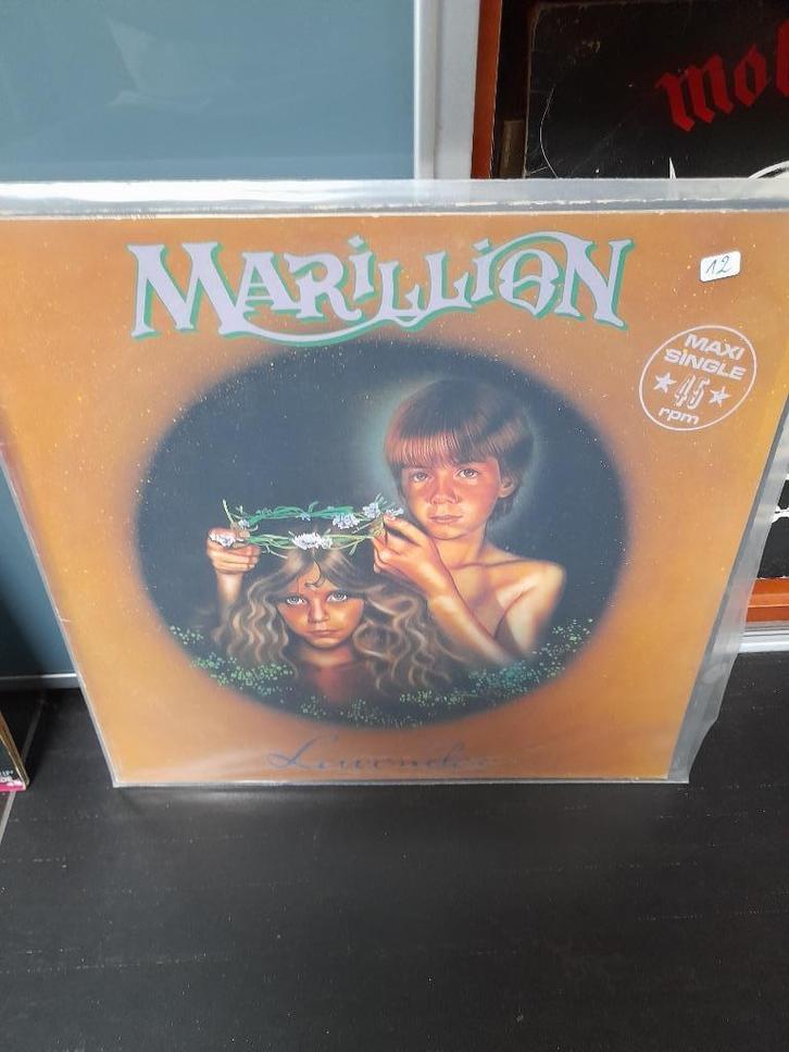 12" - marillion - lavender - bak 1, Cd's en Dvd's, Vinyl | Hardrock en Metal, Gebruikt, Ophalen of Verzenden