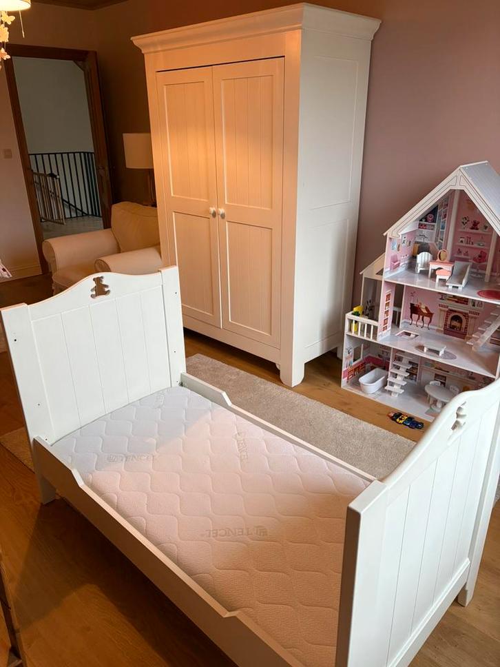 Lit enfant, commode et armoire, Enfants & Bébés, Chambre d'enfant | Chambres d'enfant complètes, Utilisé, Garçon ou Fille, Enlèvement