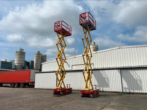 Zeer goede Hoogwerkers uit veiling zonder veilingkosten !!!!, Zakelijke goederen, Machines en Bouw | Liften, Steigers en Ladders