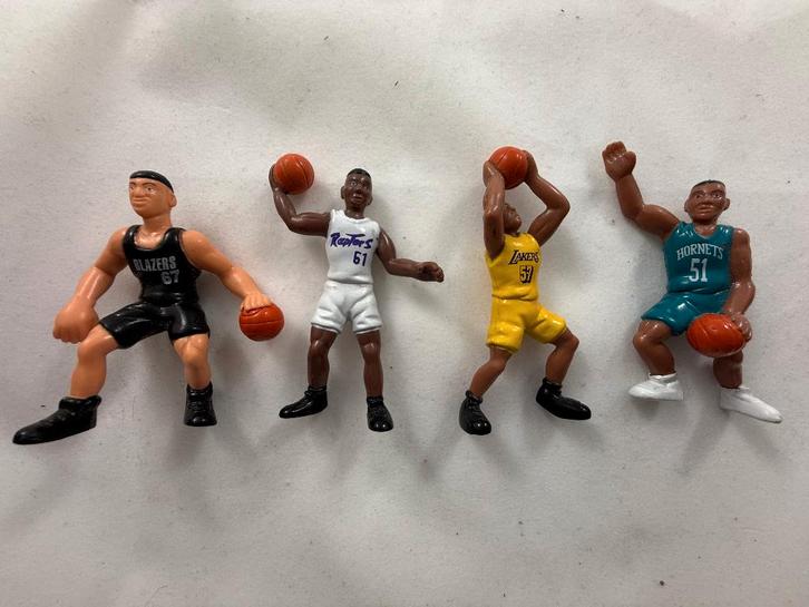 4 basket figuren 6-7 cm, Collections, Jouets miniatures, Neuf, Enlèvement ou Envoi