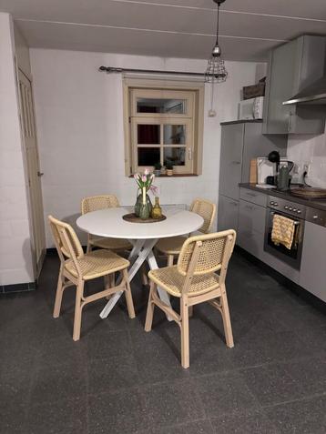 MARIEDAMM tafel – wit marmerpatroon beschikbaar voor biedingen