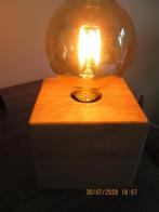Lampe vintage en chêne massif, Maison & Meubles, Lampes | Lampes de table, Bois, Design, Moins de 50 cm, Enlèvement ou Envoi