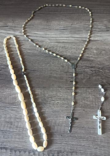 Chapelet de nacre  beschikbaar voor biedingen