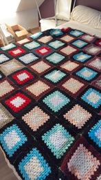 Grand plaid crocheté 160cm sur 160cm Vintage, Enlèvement ou Envoi, Utilisé