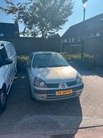 Renault clio 2 1.2 16v 2002, Voorwielaandrijving, Overige kleuren, 5 deurs, Particulier