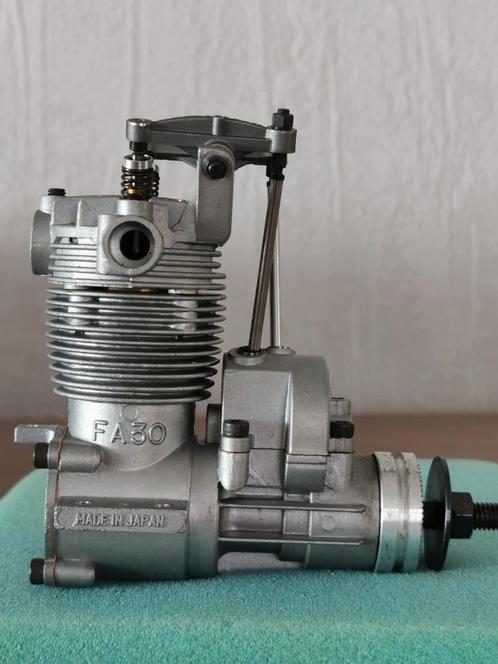Saito FA 30 Open rocker Mark1 nieuw!!, Hobby en Vrije tijd, Modelbouw | Radiografisch | Vliegtuigen, Zo goed als nieuw, Ophalen of Verzenden