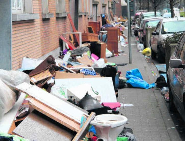 Huis leegmaken? Afval weg?, Huis en Inrichting, Complete inboedels, Ophalen