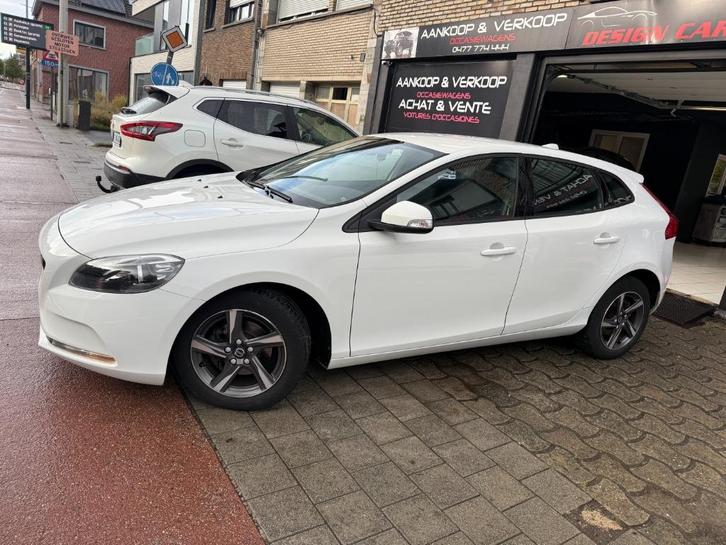Volvo V40 2.0D met een R-ontwerp van 124.000 km, Auto's, Volvo, Bedrijf, Te koop, V40, ABS, Airbags, Airconditioning, Boordcomputer