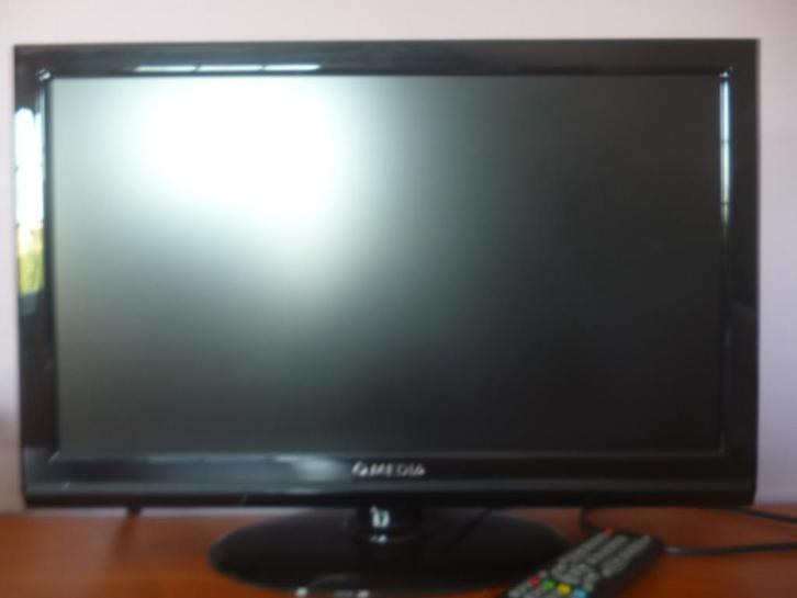 Televisie TV QMedia 60cm (diagonaal) functioneel, Audio, Tv en Foto, Televisies, Gebruikt, 60 tot 80 cm, Ophalen