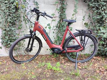 Batavus Altura E-Go . Bosch Performance Line . 500Wh . 61cm beschikbaar voor biedingen