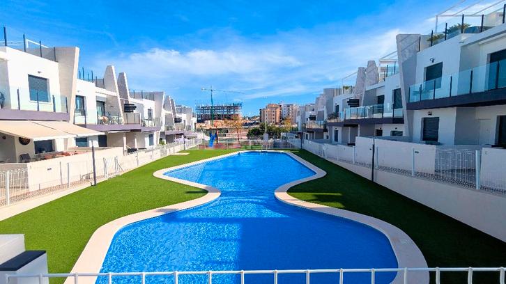Prachtige penthouse te koop in San Miguel de Salinas, Immo, Buitenland, Spanje, Woonhuis, Dorp