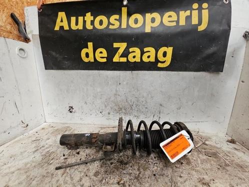 Schokdemperpoot rechts-voor van een Volkswagen Polo, Auto-onderdelen, Ophanging en Onderstel, Volkswagen, Gebruikt, 3 maanden garantie
