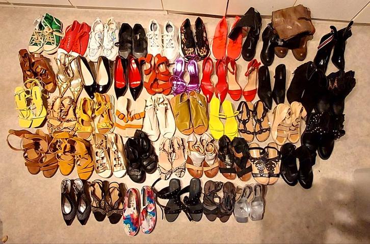 47 paires de chaussures...., Diversen, Rommelmarktspullen, Gebruikt, Ophalen