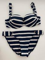 Bikini bleu marine taille 36 par Oysho, Vêtements | Femmes, Vêtements de Bain & Maillots de Bain, Oysho, Enlèvement ou Envoi, Comme neuf