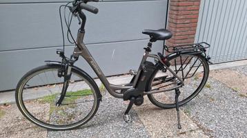 Kalkhoff agattu 2500kms 7 speed nexus medium size naafdynamo beschikbaar voor biedingen
