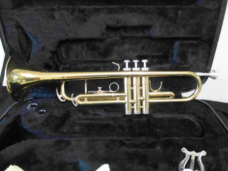 trompet Stagg, Musique & Instruments, Instruments à vent | Trompettes, Utilisé, Trompette en si bémol, Avec valise, Enlèvement ou Envoi