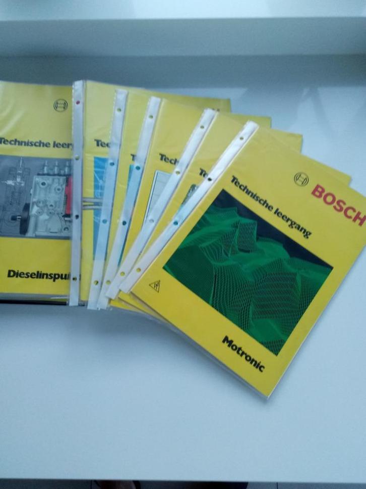 BOSCH Technische leergang ( gele boekjes), Boeken, Techniek, Zo goed als nieuw, Autotechniek, Ophalen