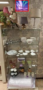 Brocante spullen 1v2, Enlèvement