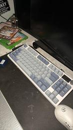 Scharkatack toetsenboard custom blauwe swhitchtjes, Computers en Software, Toetsenborden, Ophalen, Overige indelingen, Zo goed als nieuw
