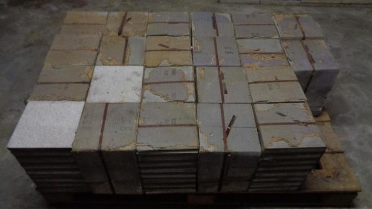 carrelages en GRANITO RETRO (terrazzo) (1960 -1965), Bricolage & Construction, Dalles & Carrelages, Neuf, Carrelage de sol, 20 à 40 cm