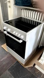 Elektrisch fornuis nieuwstaat, Elektronische apparatuur, Ophalen, 60 cm of meer, 4 kookzones, Zo goed als nieuw