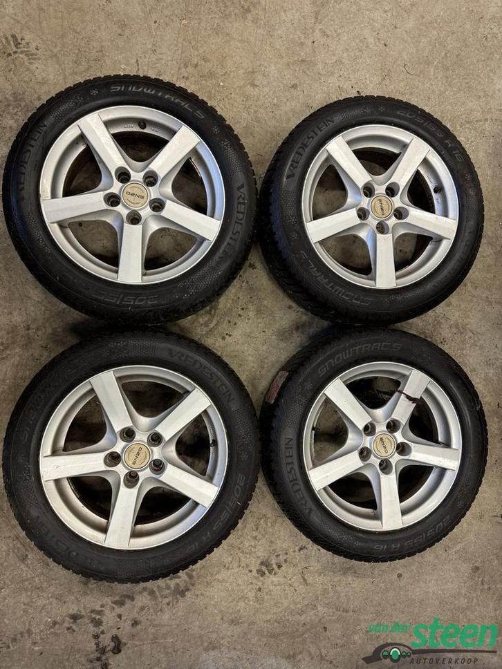 Ford en Volvo S40 S60 V60 V40 Winterset 205-55-16 91H Steek, Auto-onderdelen, Banden en Velgen, Banden en Velgen, Winterbanden