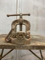 Bankvijs voor buizen., Enlèvement, Utilisé, Étau