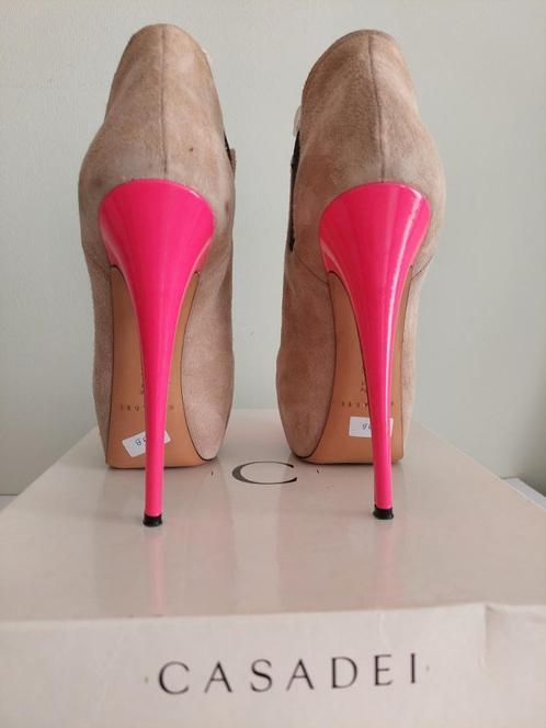 999B* Casadei - sexy bootsfluo/beige high heels (39), Kleding | Dames, Schoenen, Gedragen, Lage of Enkellaarzen, Beige, Verzenden