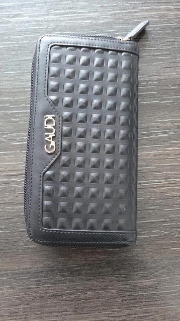 Portefeuille gaudi beschikbaar voor biedingen