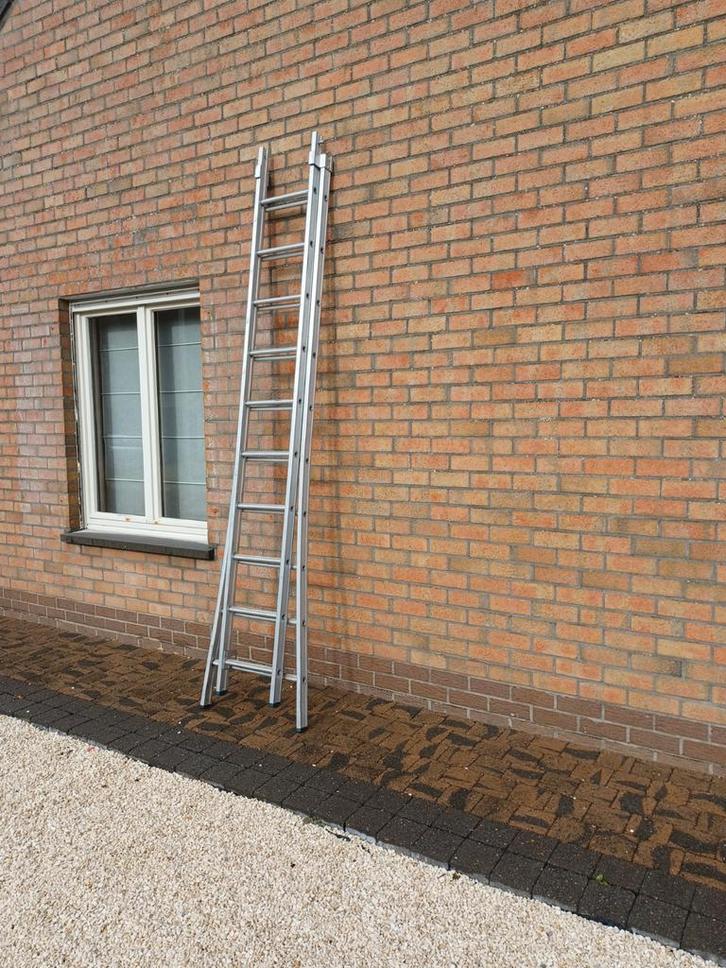 Ladder solide alu 2x10tr uitschuifbaar 5.20H openstaan p105e, Doe-het-zelf en Bouw, Ladders en Trappen, Ladder, Ophalen