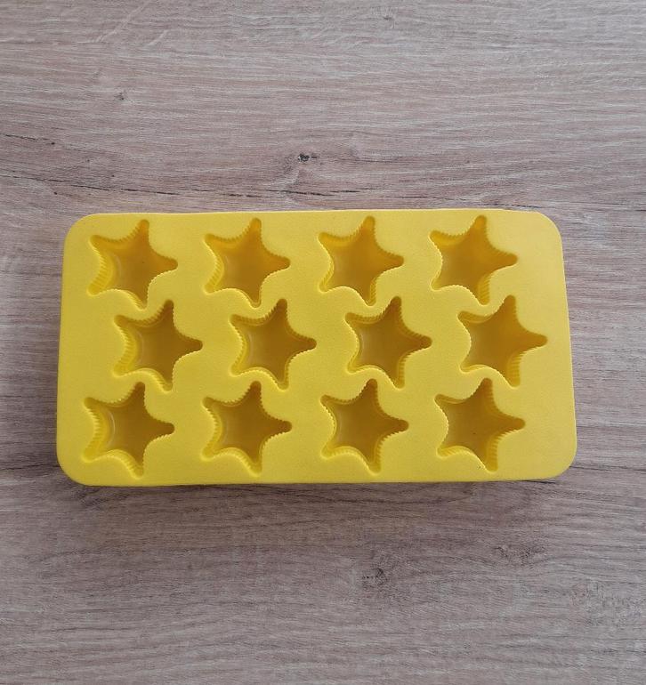 ijsblokjesvorm (sterretjes) in silicone, Maison & Meubles, Cuisine | Vaisselle, Utilisé, Enlèvement ou Envoi