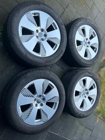 Audi etron set met banden 8,5x19 et 36 5x112 wn 255-55-19 beschikbaar voor biedingen
