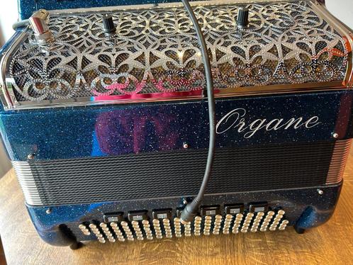Accordéon, Muziek en Instrumenten, Accordeons, Zo goed als nieuw, Knopaccordeon, 120-bas, Overige merken, Met koffer, Met riemen