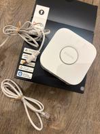 Hue bridge, Enlèvement, Comme neuf