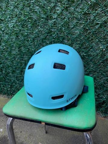 fietshelm - kind (Decathlon) beschikbaar voor biedingen