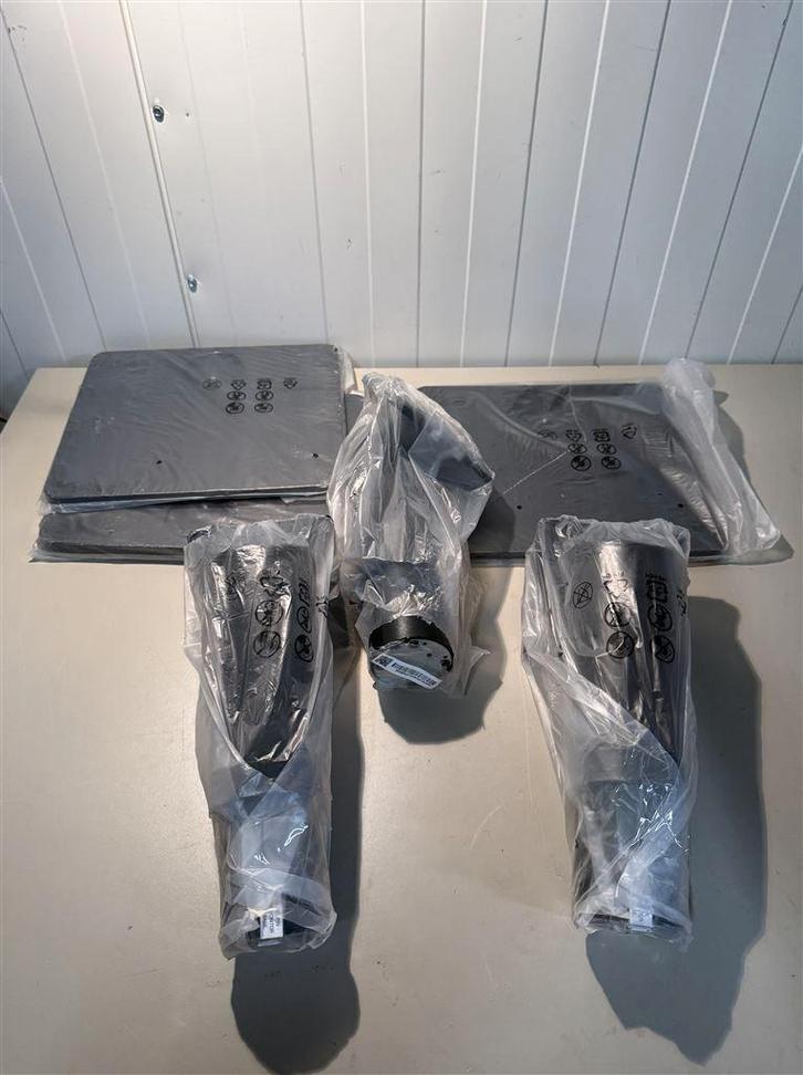 LG 29inch Monitorstandaard - Model 29UB67-B - drie stuks, Computers en Software, Monitoren, Nieuw, Ophalen of Verzenden