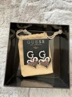 Heel mooi paar Guess-oorbellen, Handtassen en Accessoires, Oorbellen, Nieuw, Met strass, Overige materialen, Hangers